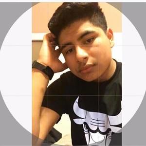 Meet your Posher, Ramirez